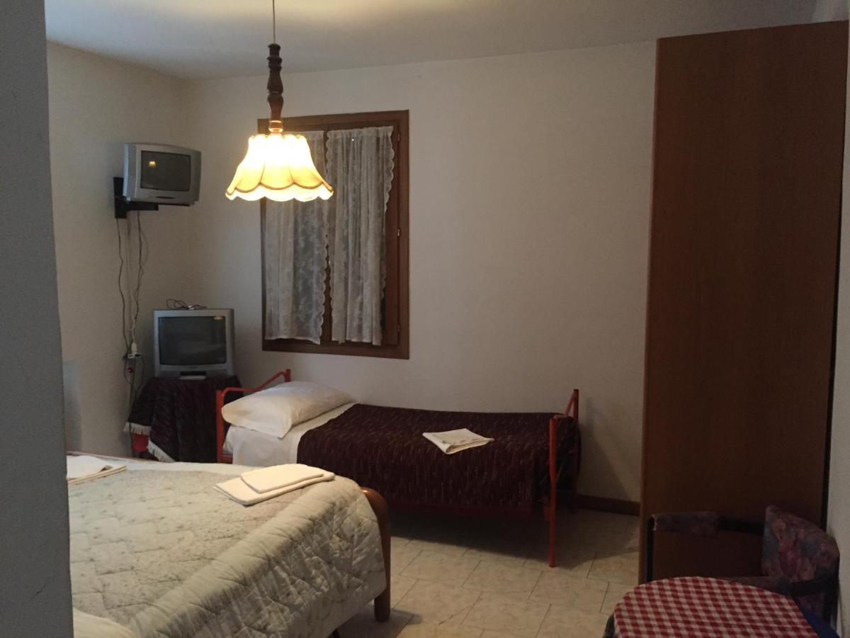 Locanda Del Sole Montese Екстериор снимка